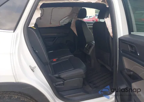 2021 Volkswagen Atlas Cross Sport 3.6L V6 Se W/Technology R-Line from USA, damaged, VIN 1V2PE2CA6MC215241